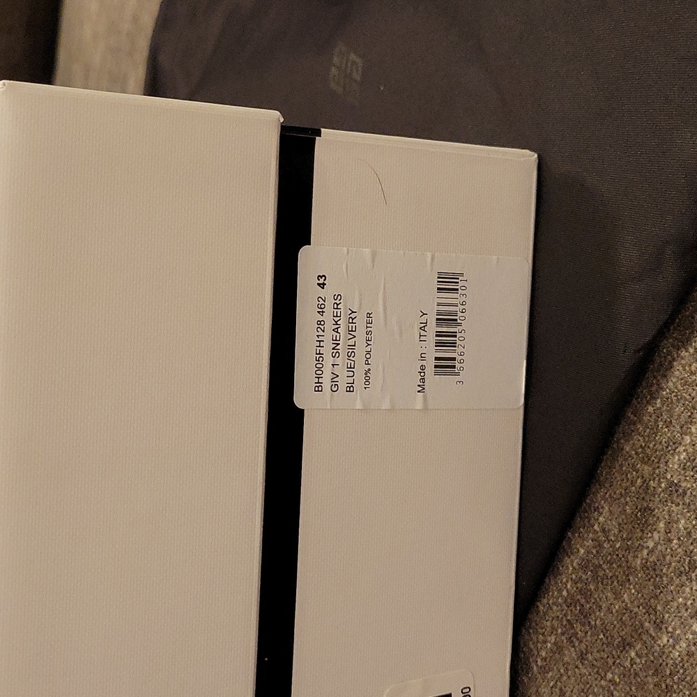 Givenchy men's GIV 1 blue/silvery size 10 (43) - Picture 5 of 6